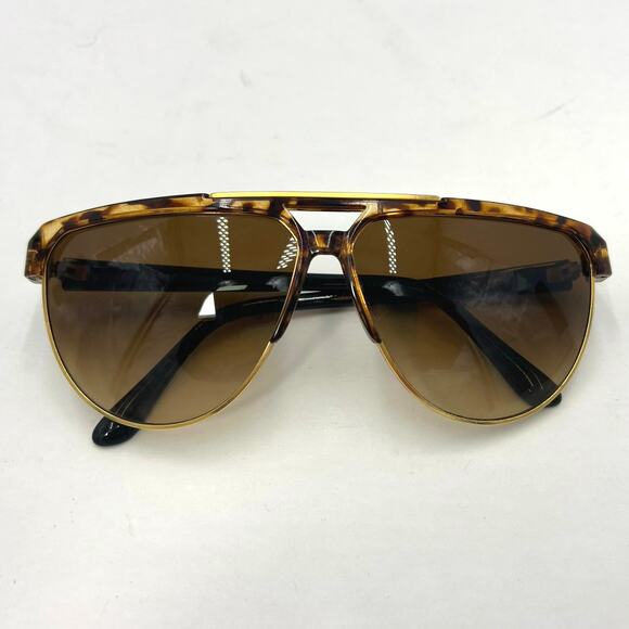Vintage Liz Claiborne Women’s Sunglasses Tortoise Gold Metal/Acetate main image 7